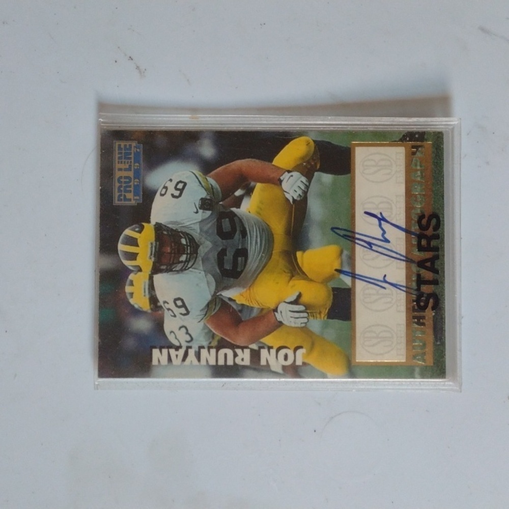 Jon Runyan Autographed Football Card